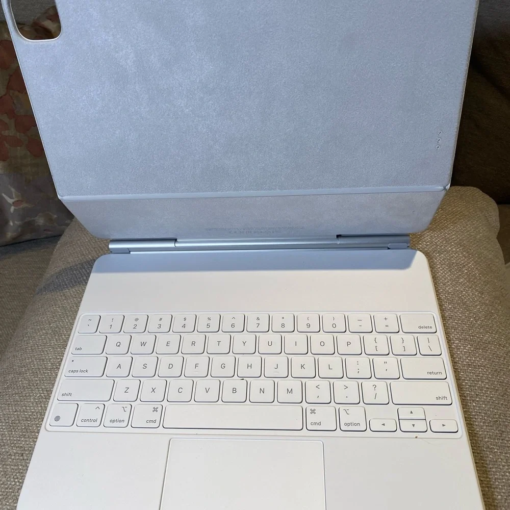 Apple Magic Keyboard - Picture 6 of 9